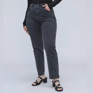 Everlane The Curvy 90's Cheeky Washed Black Denim Jeans Size 31
